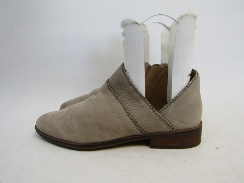 Lucky Brand Womens Size 10 M Gray Leather Studded Ankle Fashion Boots Bootie